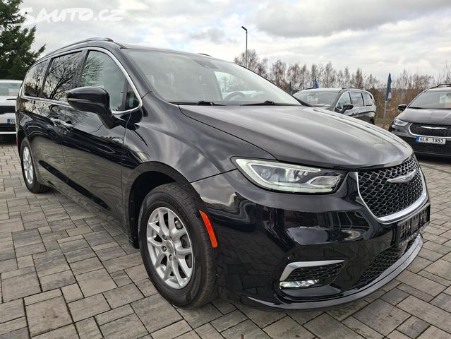Chrysler Pacifica